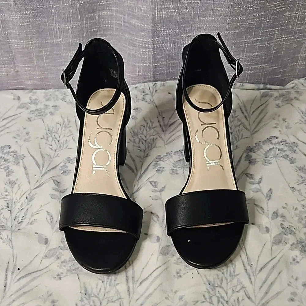 SUGAR SHOES - Picture 2 of 10